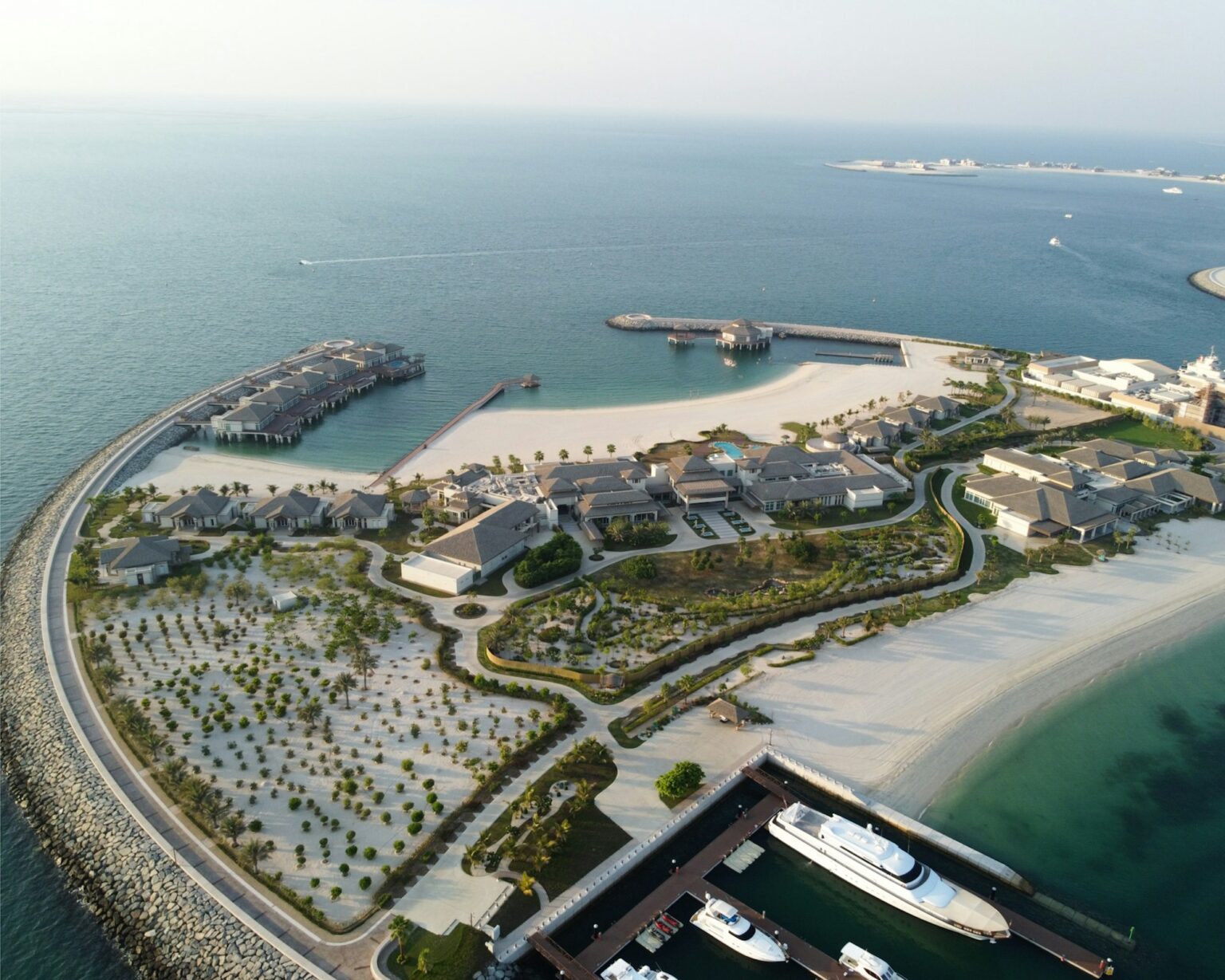Остров Jumeira Bay у побережья Jumeira