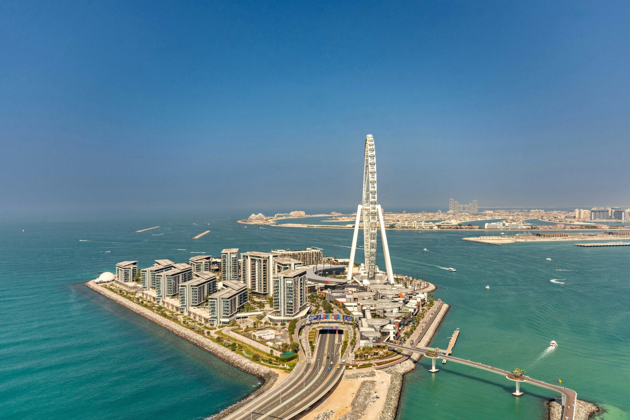 Bluewaters Island and Ain Dubai from above